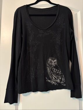 Black Long-Sleeve Owl Graphic Top- Large 21 in pit to pit